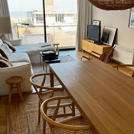 Apartment With A View And Parking